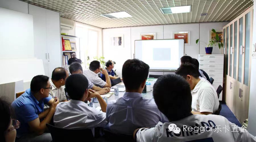 【Reggar雷竞技RAYBET·（中国）官方网站】全面拓展知识领域，不断完善知识结构 ——记2014关于金田豪迈木业机械设备知识的培训